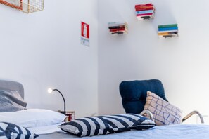 1 bedroom, iron/ironing board, free WiFi