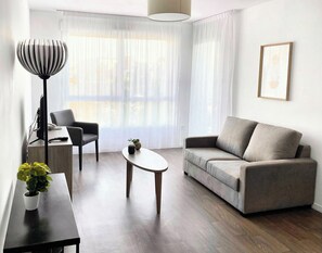 Television - Zenao Appart'hôtels Wintzenheim (Wintzenheim)