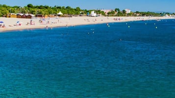 Playa en los alrededores