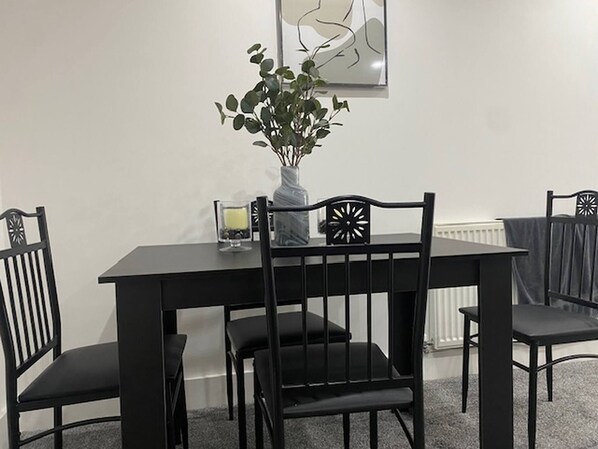 Apartament, 2 dormitoris | Menjador