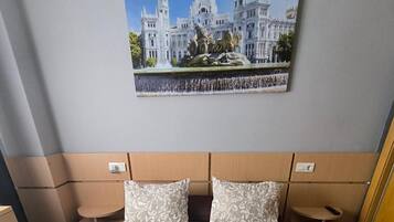 2 chambres, fer et planche Ă repasser, Wi-Fi gratuit, draps fournis