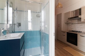 Shower, bidet