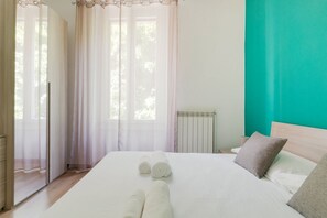 2 bedrooms, iron/ironing board, WiFi - GuestHost - Cozy apartment of about 40 square meters, perfect for hosting up to 3 people, located on the second floor of a building with elevator and external balcony.The property is located 750m from the M1 Sesto Marelli stop, in an area full of service (Sesto San Giovanni)