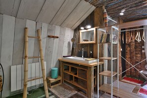 Ducha y secador de pelo