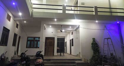 Hotel A.V Palace Ayodhya