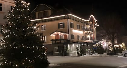 Room 'Bergnest' with Mountain View, Private Terrace and Wi-Fi