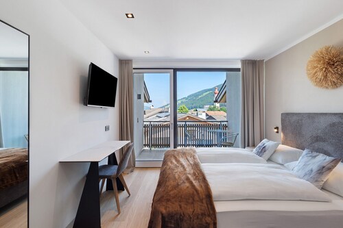 Room 'Bergnest' with Mountain View, Private Terrace and Wi-Fi