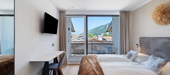 Room 'Bergnest' with Mountain View, Private Terrace and Wi-Fi