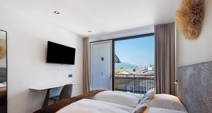 Room 'Bergnest' with Mountain View, Private Terrace and Wi-Fi