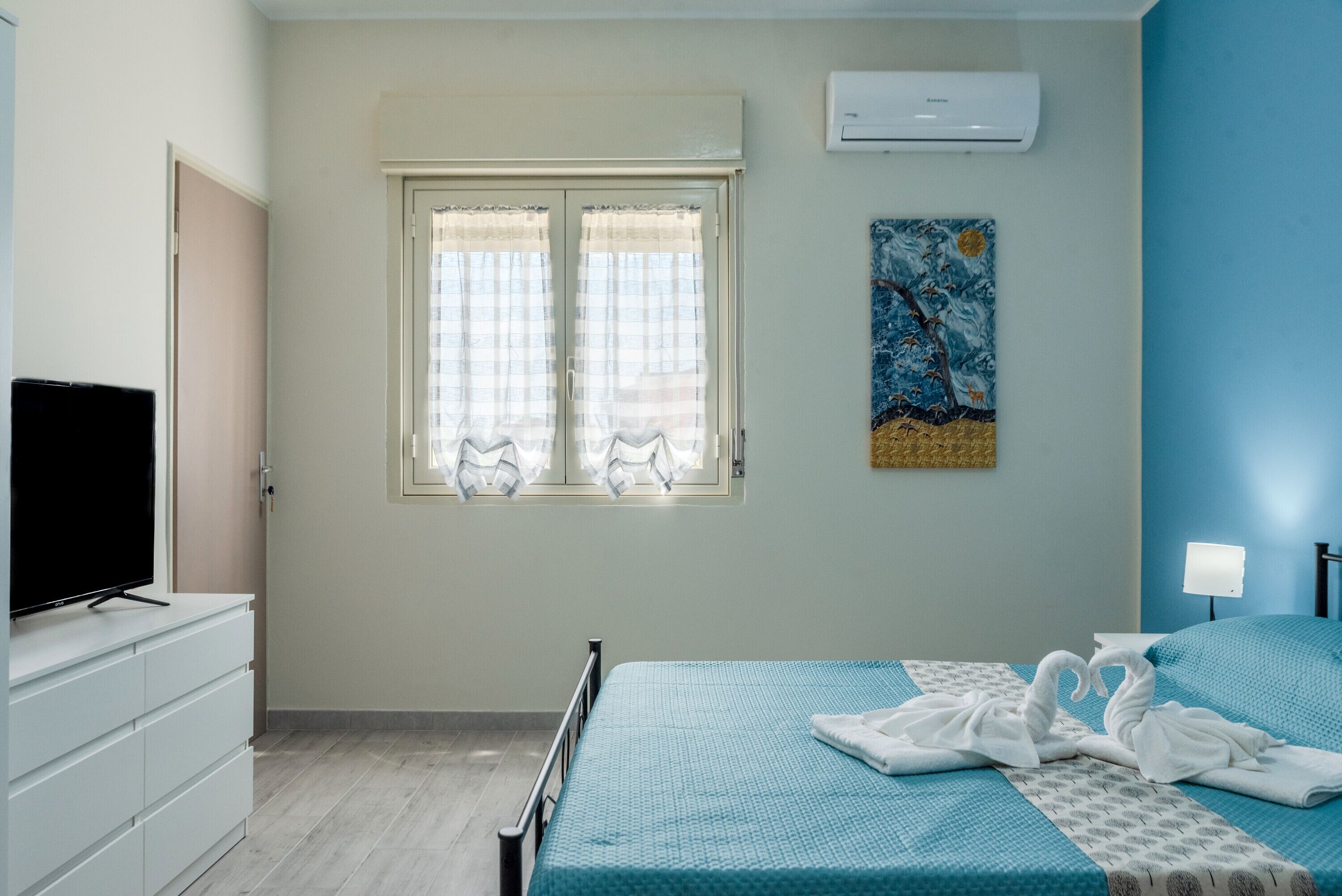 2 camere, ferro/asse da stiro, Wi-Fi gratuito, lenzuola