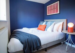 3 chambres, fer et planche à repasser, lit parapluie, Wi-Fi