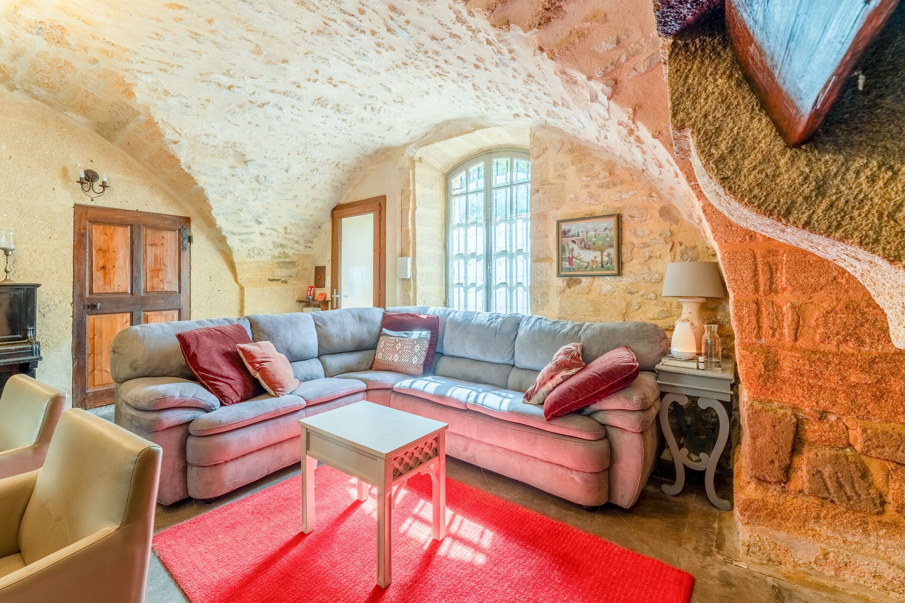 Télévision, cheminée