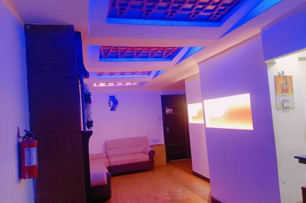 Temple City lakeinn - Arittapatti