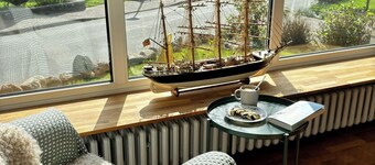 Vacation apartment no. 2 with its own jetty/barge