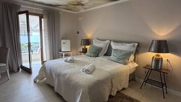Suite Deluxe, bagno privato, vista baia (Balkon)