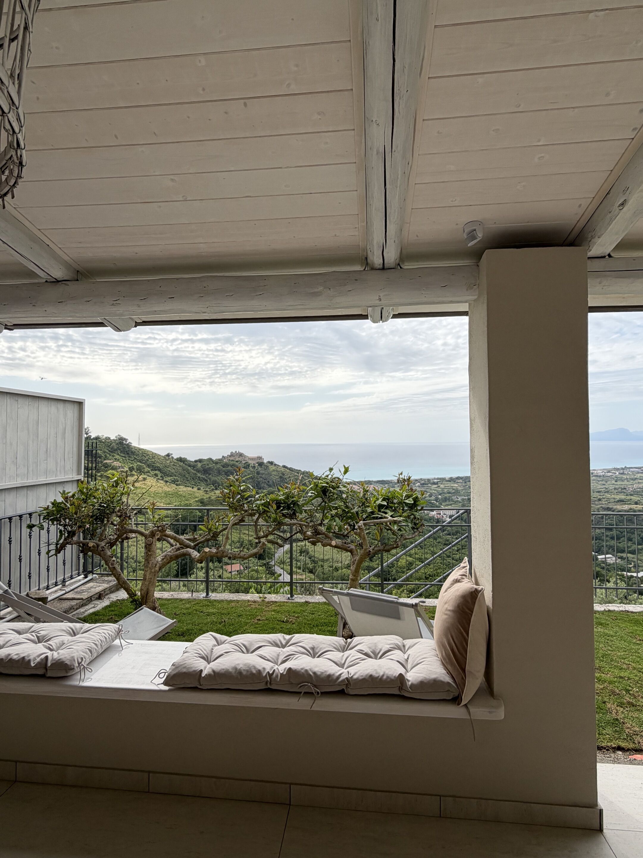 Suite Deluxe, bagno privato, vista baia (Balkon) | Esterni