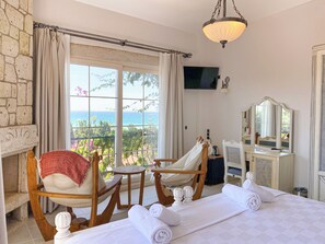 Deluxe Double Room, Balcony, Sea Facing | Beach/ocean view - Cumbalıca Flora (Cesme)