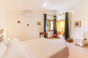 4 habitaciones, wifi gratis y ropa de cama 