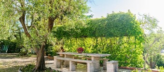 Private villa with Jacuzzi in Montemerano, near Terme di Saturnia