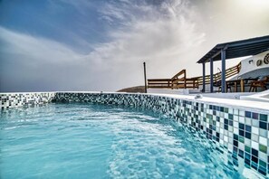 Zimmer, 2 Schlafzimmer, Raucher, Balkon | Pool