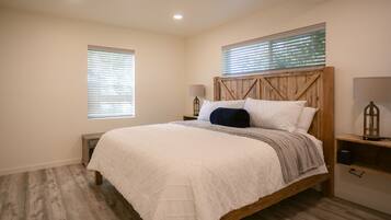 Iron/ironing board, travel crib, free WiFi, bed sheets