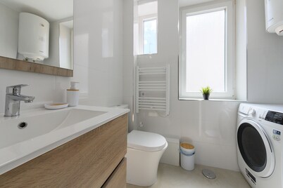 Monthly Rental in Madrid - Modern 1 bedroom flat