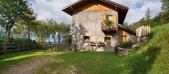 Chalet 'Baita Angomà' with Mountain View and Private Garden