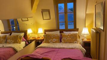 10 chambres, fer et planche à repasser, Wi-Fi, draps fournis