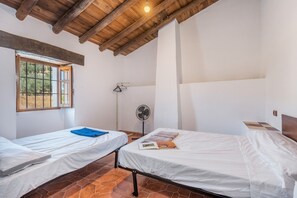 5 Schlafzimmer, kostenloses WLAN, Bettwäsche