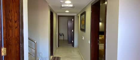 Villa | 3 bedrooms, in-room safe, iron/ironing board, free WiFi