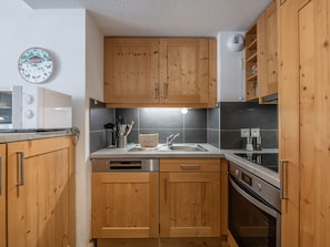 Fridge, microwave, dishwasher