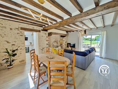 Charmantes Landhaus für 6 Pers., Haustiere erlaubt, WLAN, privater Parkplatz