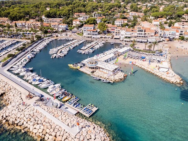 Marina