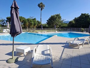 Pool - Apartment in Saint-Florent with terrace (Saint-Florent)