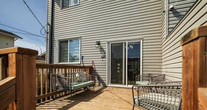 4 BR | PetFriendly | Walk to Commonwealth & Rogers