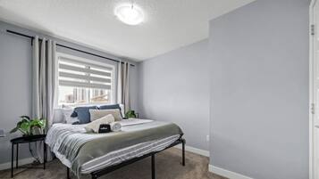 4 bedrooms, desk, iron/ironing board, travel cot