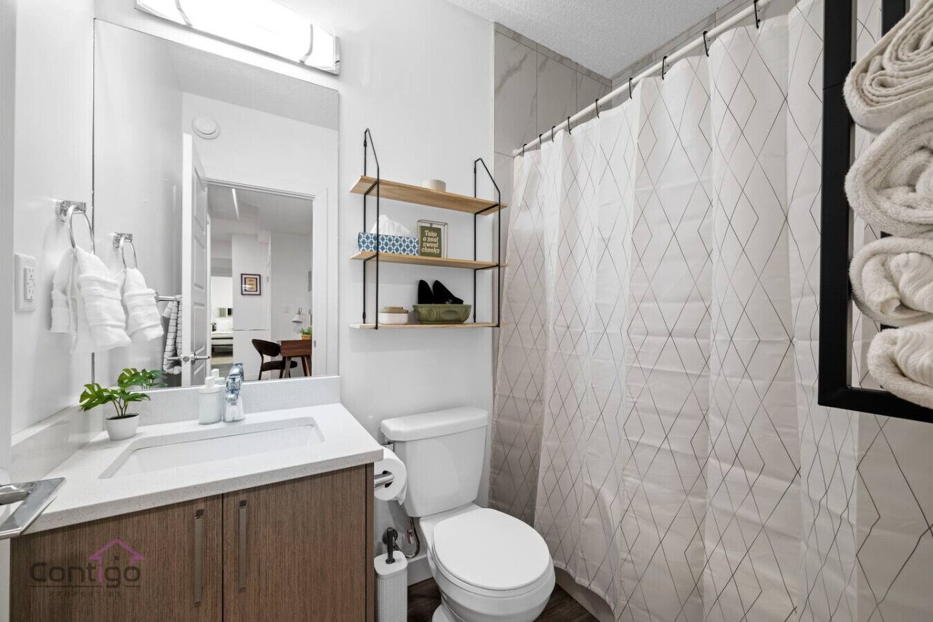 Hair dryer, towels