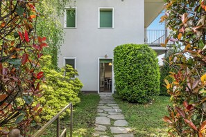 Family Apartment, Multiple Bedrooms, 2 Bathrooms, Mountainside (Aquavista Pool and Lake View) | Property entrance