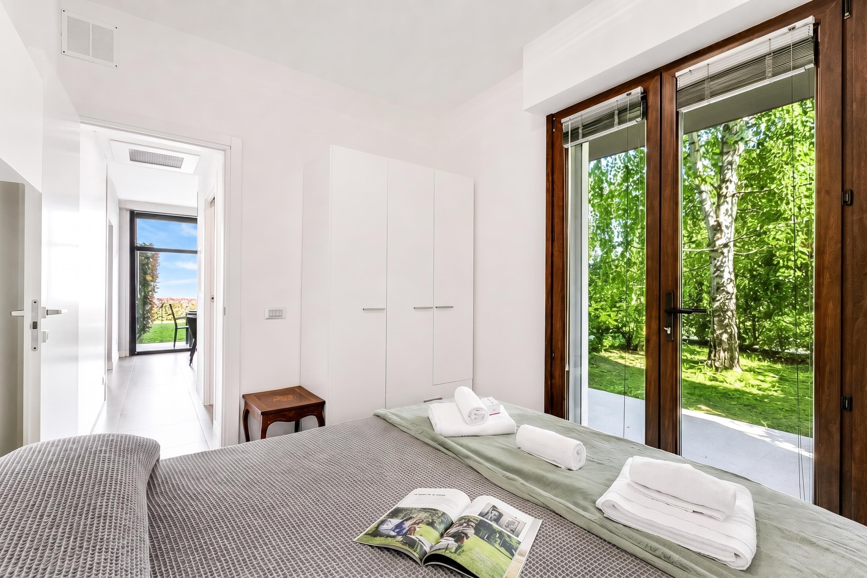 Appartamento familiare, 2 camere da letto, 2 bagni (Aquavista Pool and Lake Maggiore View) | 2 camere, Wi-Fi