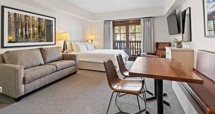 Lavish Studio with Balcony