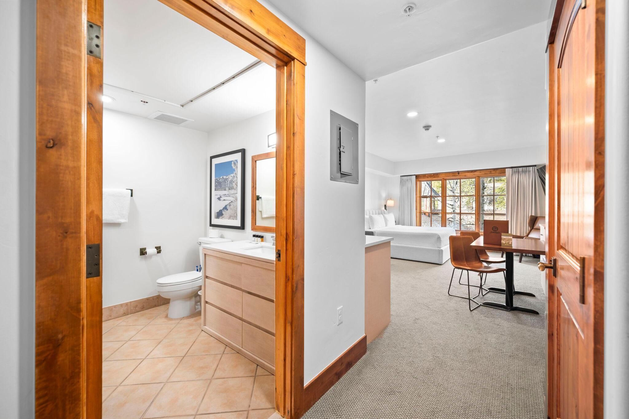 Doccia, asciugacapelli, asciugamani