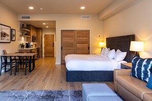 Internet, bed sheets