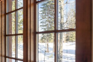 Interior - The Four Reasons Cottage (Tamarack)