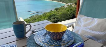 Cute, cozy flat over looking Friendship Bay.
What a view!