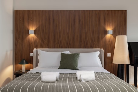 Superior Studio | Iron/ironing board, free WiFi