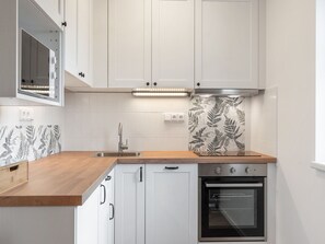 Mikrobølgeovn, ovn og oppvaskmaskin