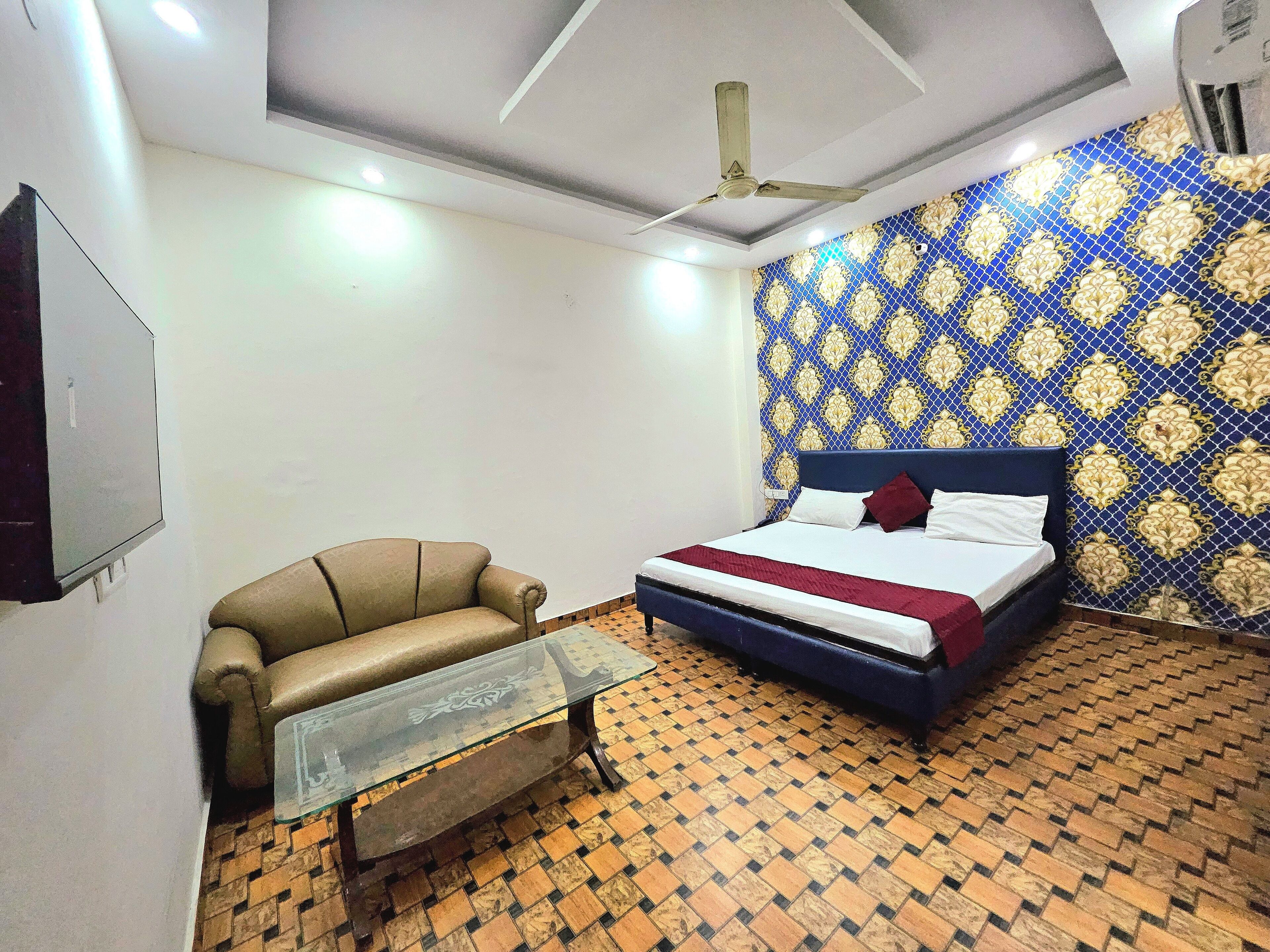 Deluxe Single Room | Free WiFi