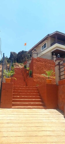 Rajapuri Caves Hills Resort