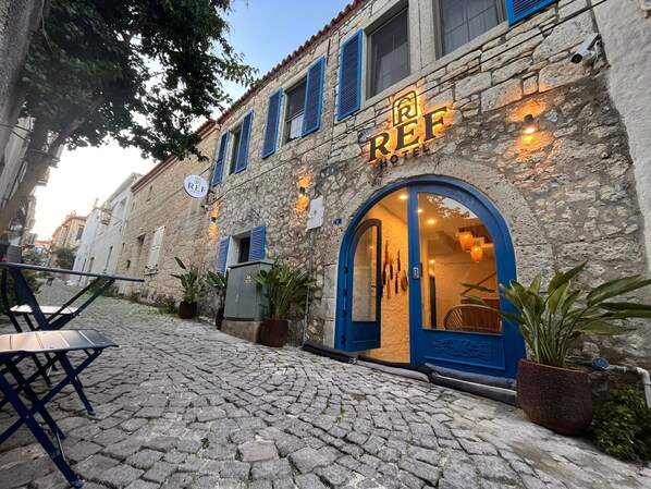 Fachada de la propiedad