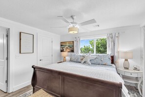 4 bedrooms, WiFi, bed sheets